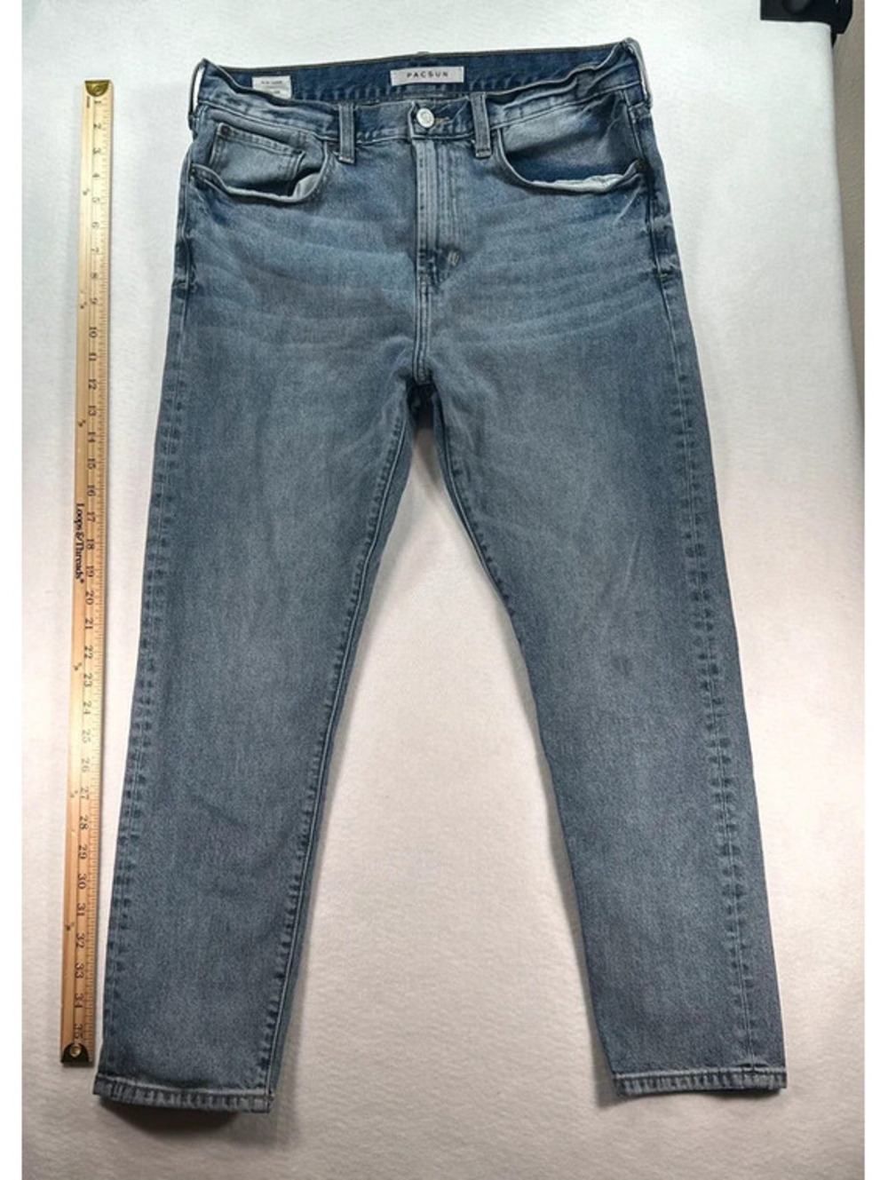 PacSun Slim Taper Jeans – Men’s 32x30 – Medium Wash Denim H00138